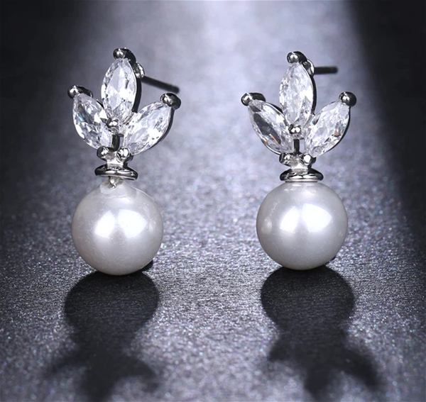 Rhinestone Pearl Drop Earrings